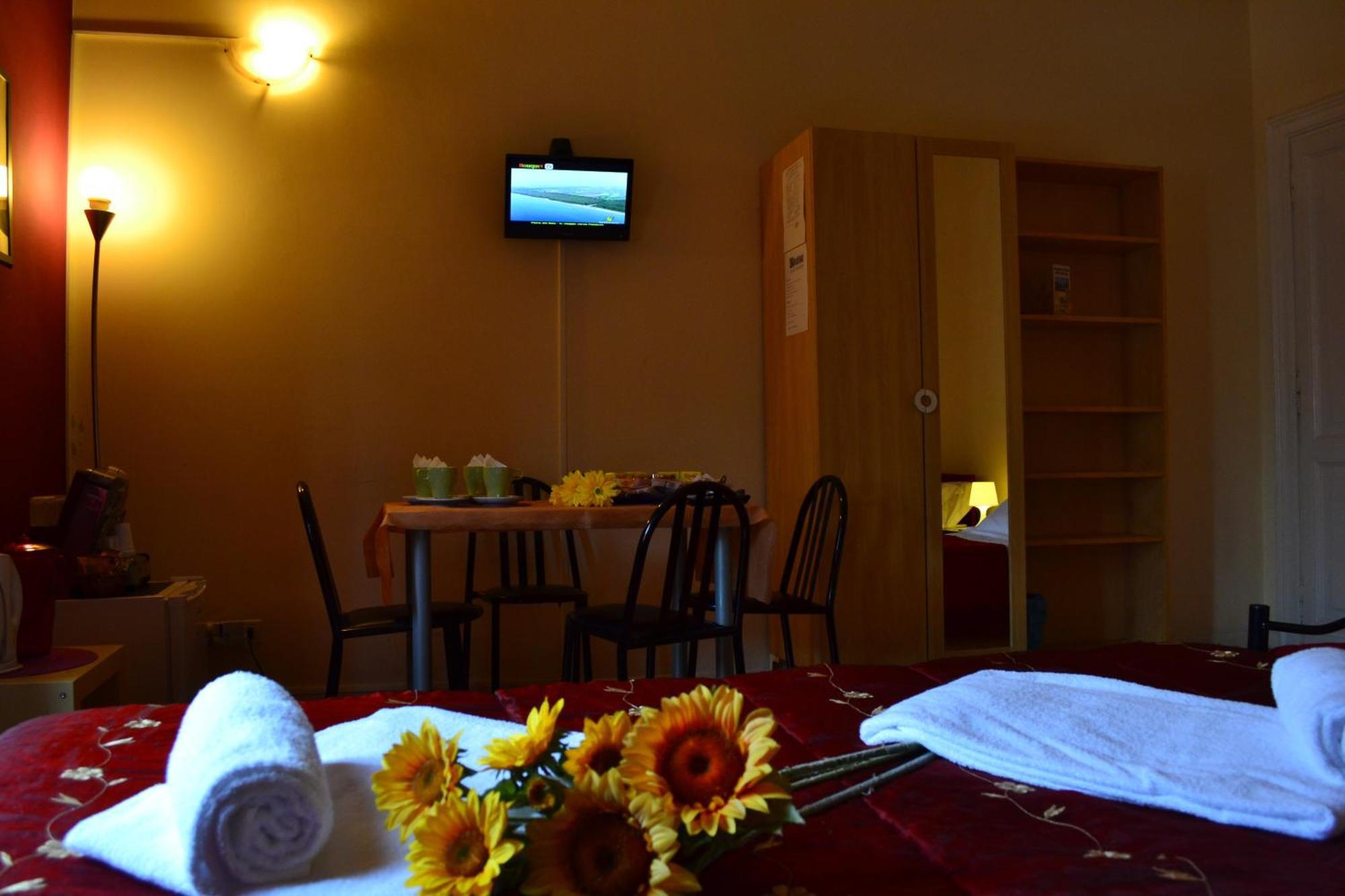 Quo Vadis Roma 2 Bed & Breakfast Room photo