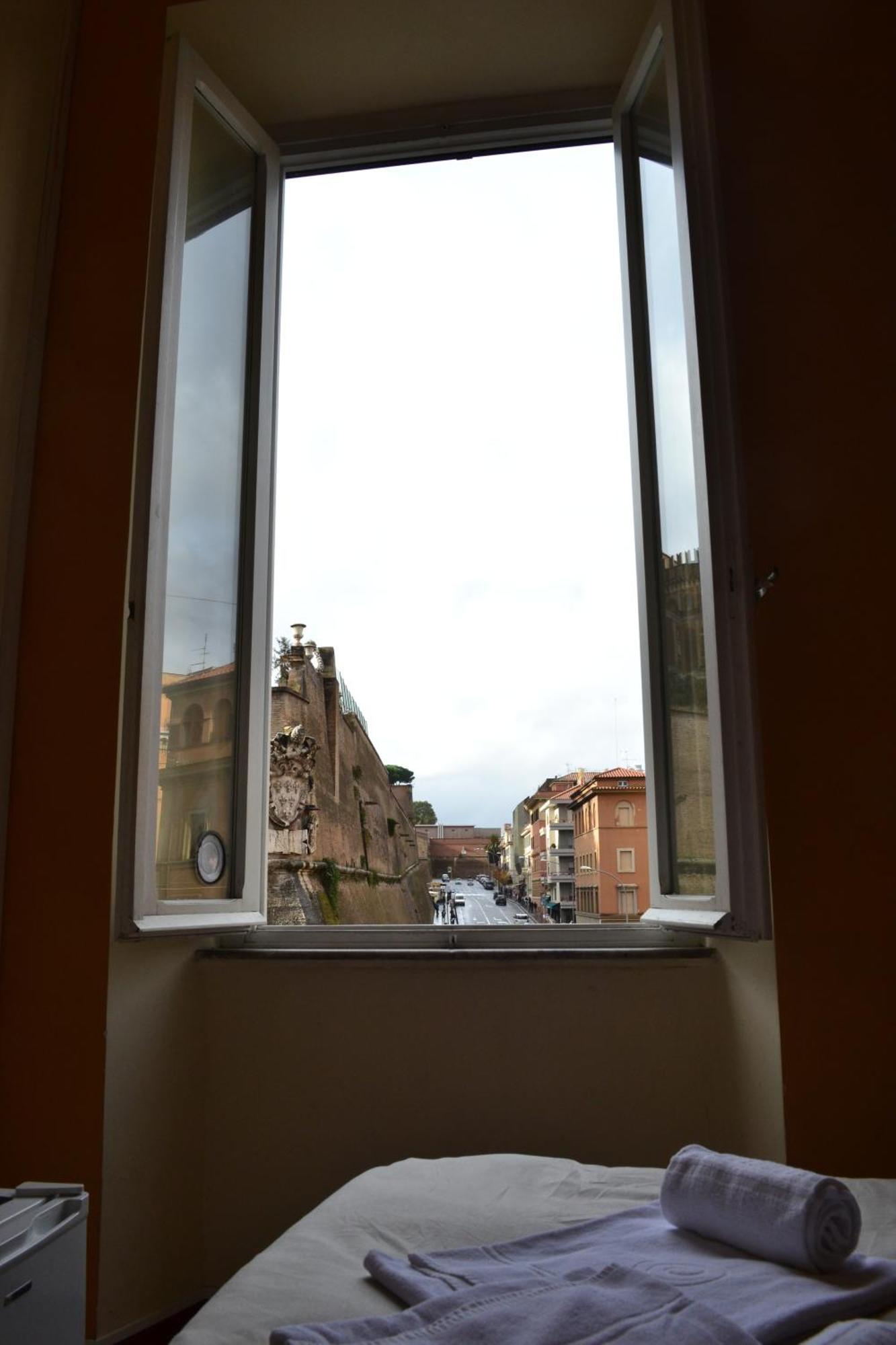 Quo Vadis Roma 2 Bed & Breakfast Room photo